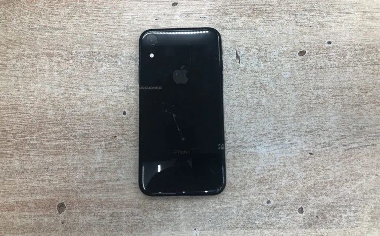 Apple IPhone XR 64 gb.