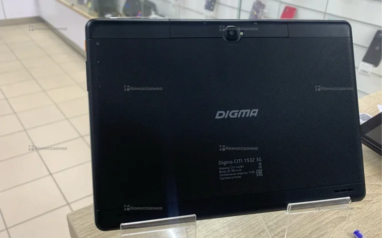 Планшет Digma Plane 1523 3G