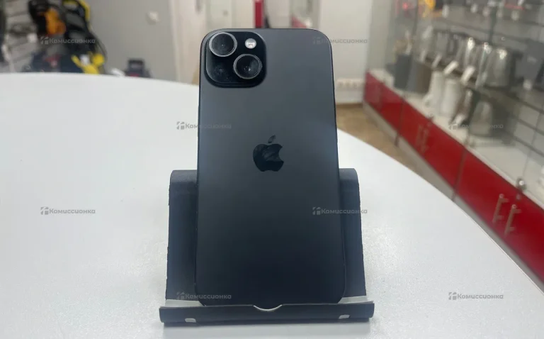 Apple iPhone 15 6/128 ГБ