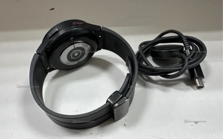 Часы  samsung Galaxy Watch 5 Pro