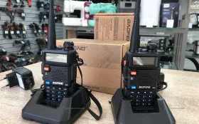 Купить Две рации Baofeng UV 5R б/у , в Москва и область Цена:1900рублей