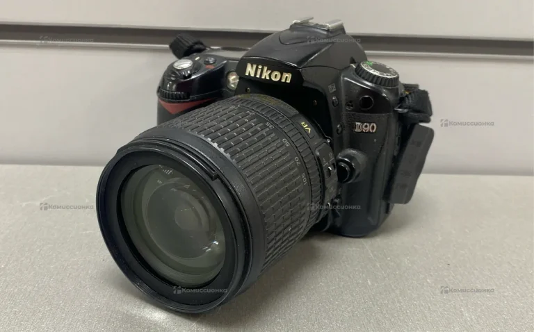 Фотоаппарат  Nikon D90