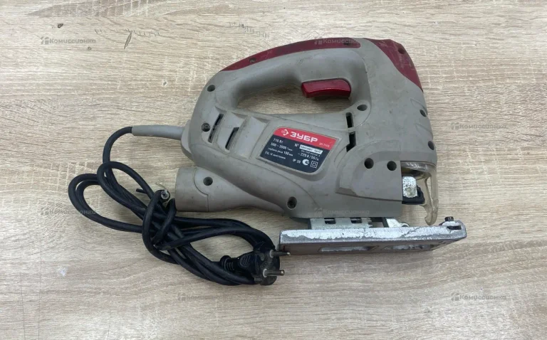 Лобзик ЗУБР ЗЛ-710Э ---