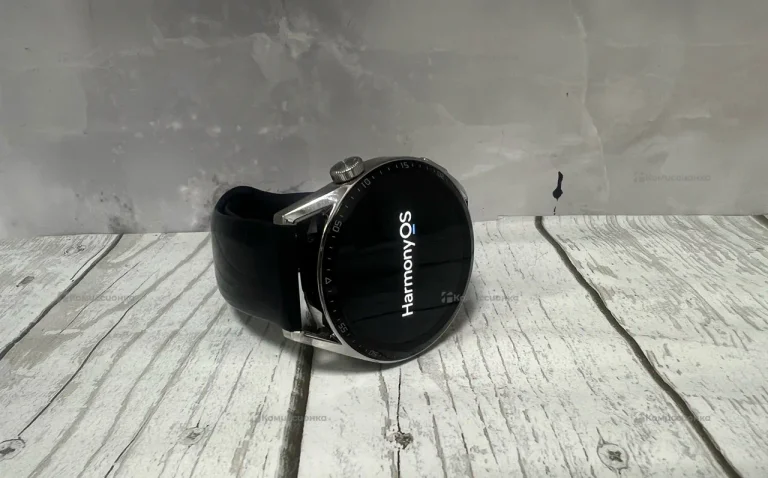 Часы Huawei Watch GT 44