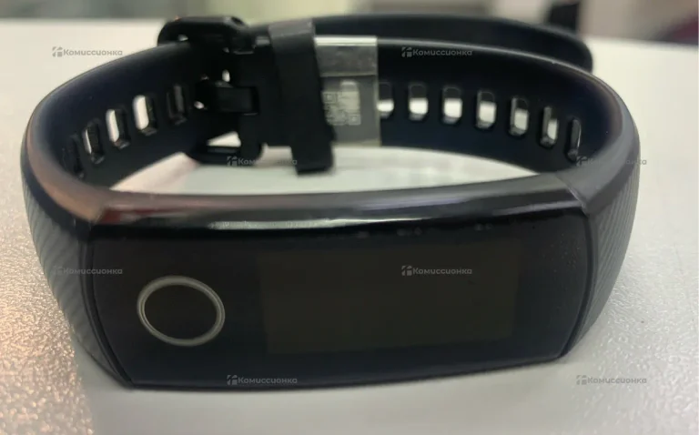 Часы  фитнес браслет Honor band 5