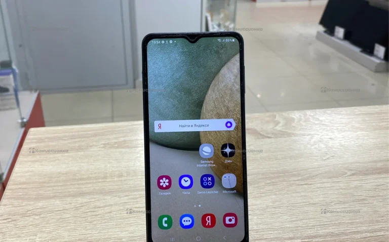 Samsung Galaxy A12 2/32 ГБ