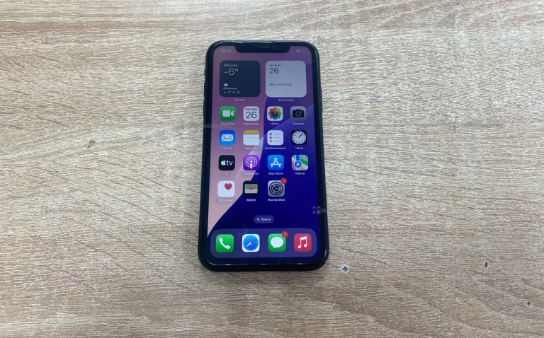 Apple iPhone XR 4/128 ГБ