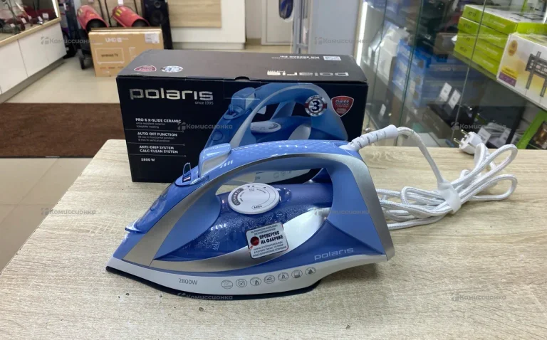 Утюг Polaris PIR 2820AK