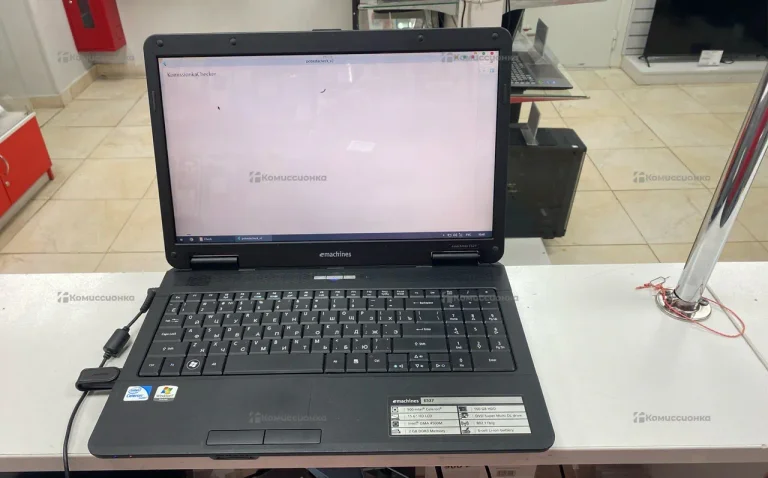 Ноутбук  e machines