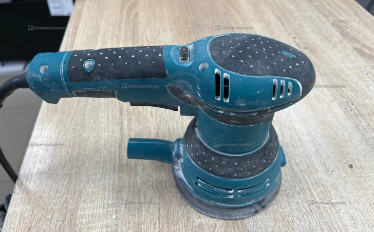 Шлифовальная машина Makita