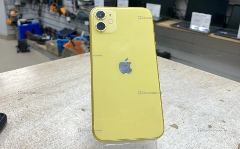 Apple iPhone 11 4/64 ГБ