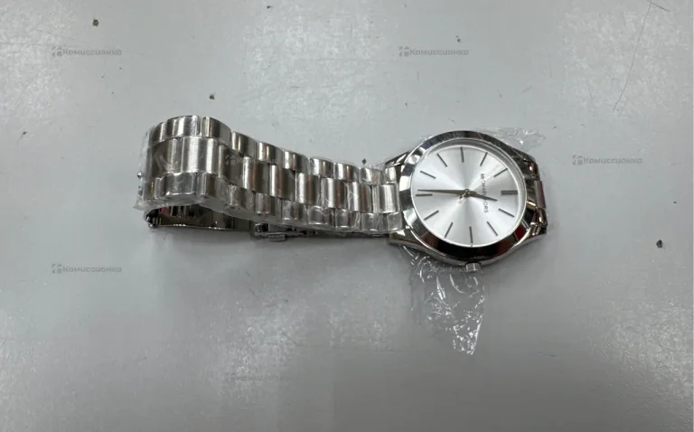 Часы  Michael Kors