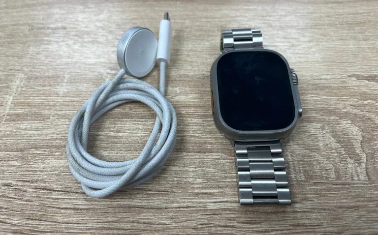 Часы  Apple Watch Ultra 49 mm