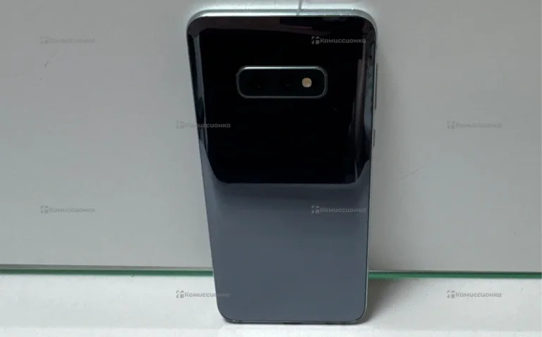 Samsung Galaxy S10e 8/128 ГБ