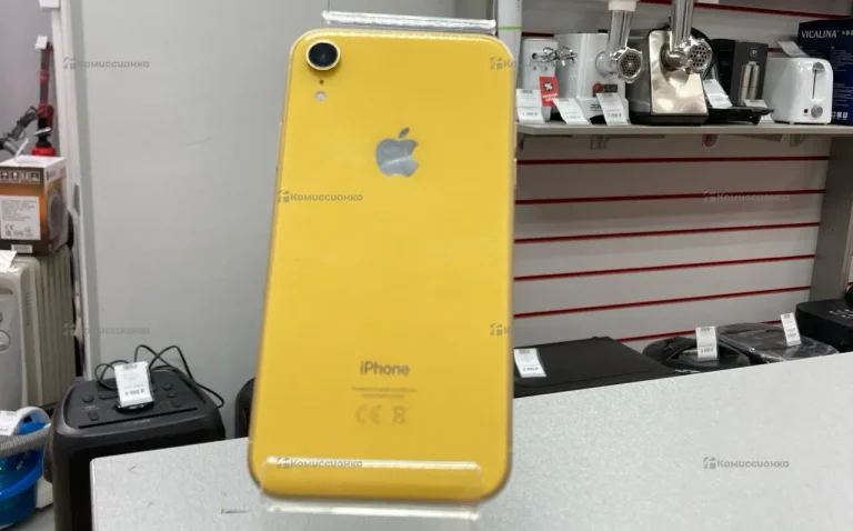Apple iPhone XR 4/128 ГБ