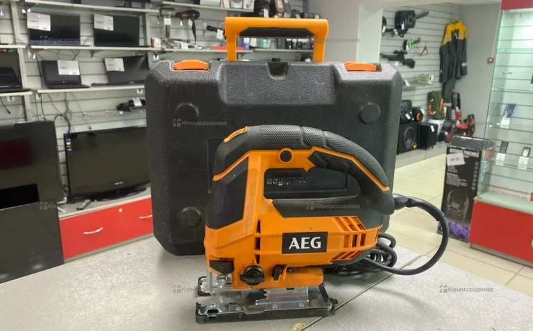Электролобзик AEG STEP 100 X