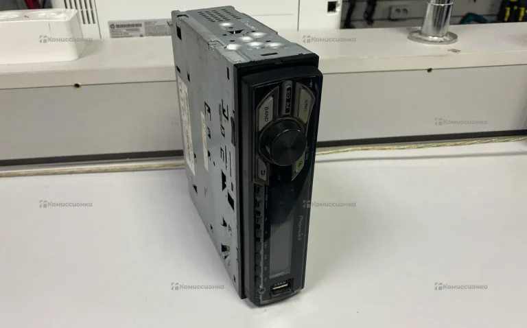 Автомагнитола  Pioneer MVH-150UB