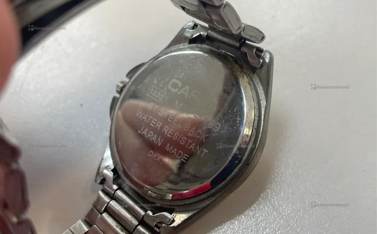 Часы  Casio