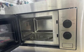 Купить Микроволновая печь MM820B2QSS б/у , в Тюмень Цена:9700рублей