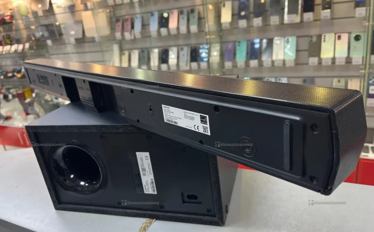 Саундбар Samsung HW-B550