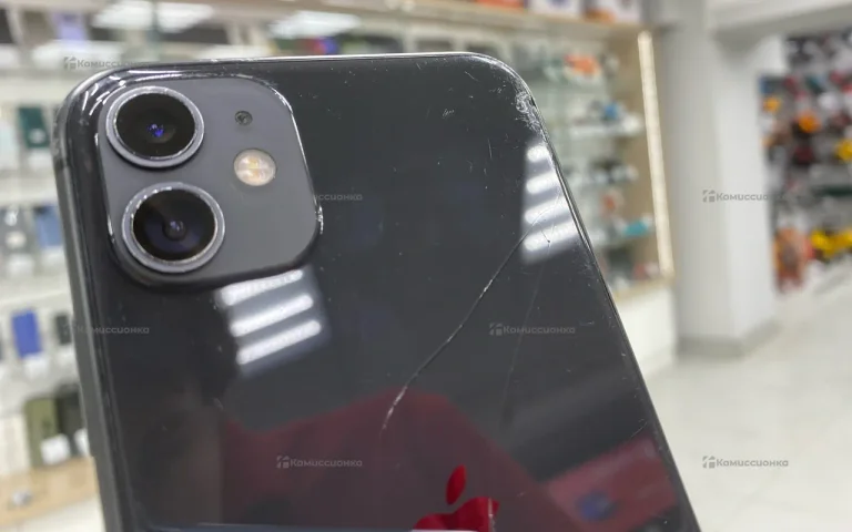 Apple iPhone 11 4/64 ГБ