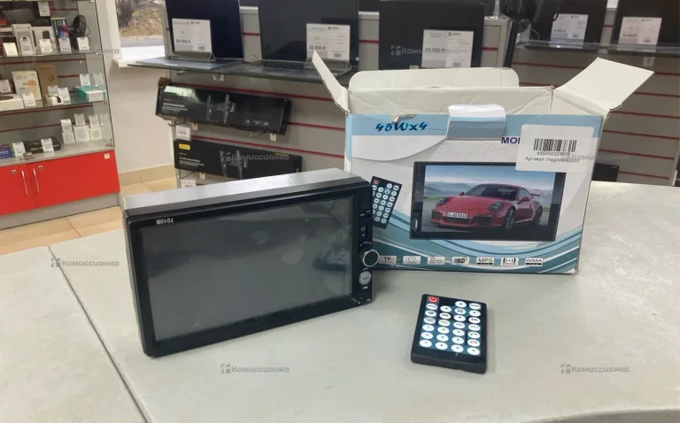 Автомагнитола  7018B