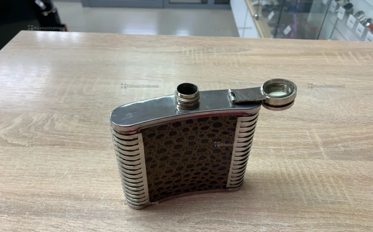 Фляжка