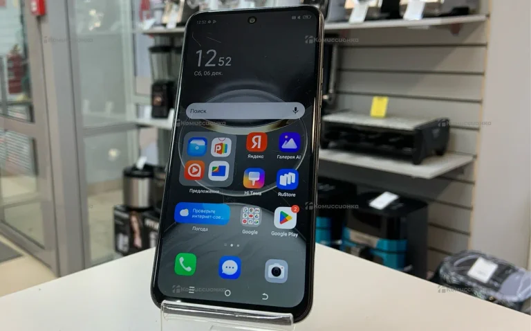 Tecno Spark 30C 4/128 ГБ