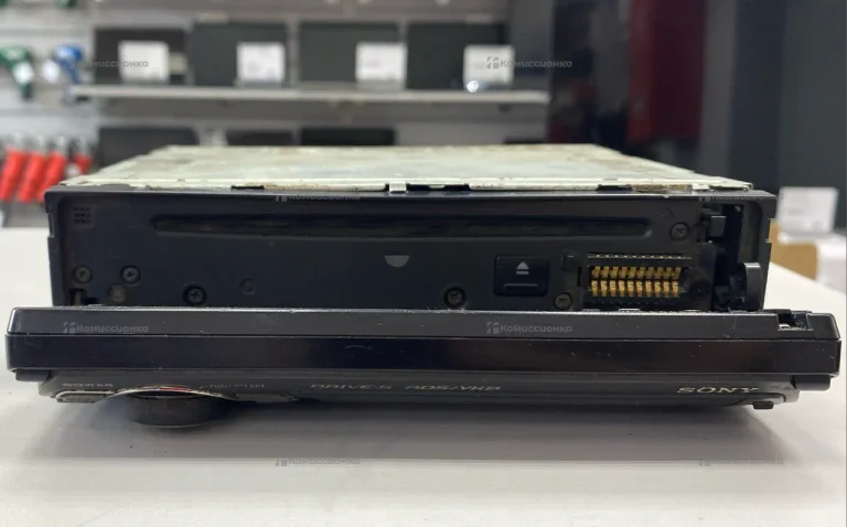 Автомагнитола  Sony CDX-GT617UE