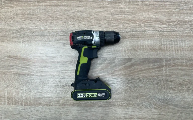 Шуруповерт Worx professional WU182