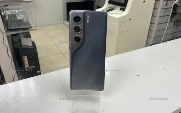 Tecno Camon 40 8/256 ГБ