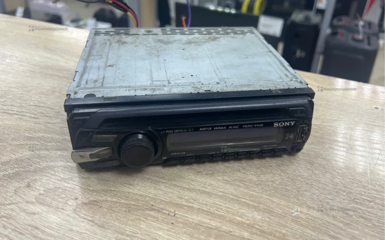 Автомагнитола  Sony CDX-GT35U