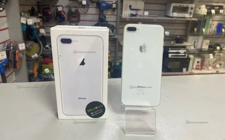 Apple iPhone 8 Plus 3/64 ГБ