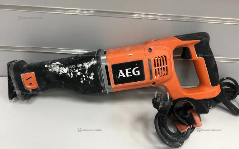 Электропила AEG US 1300 XE