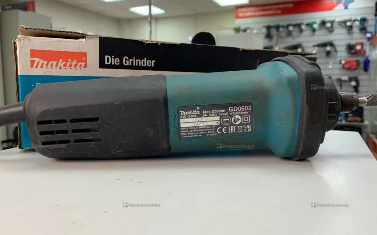 Шлифовальная машина Makita GD 0602