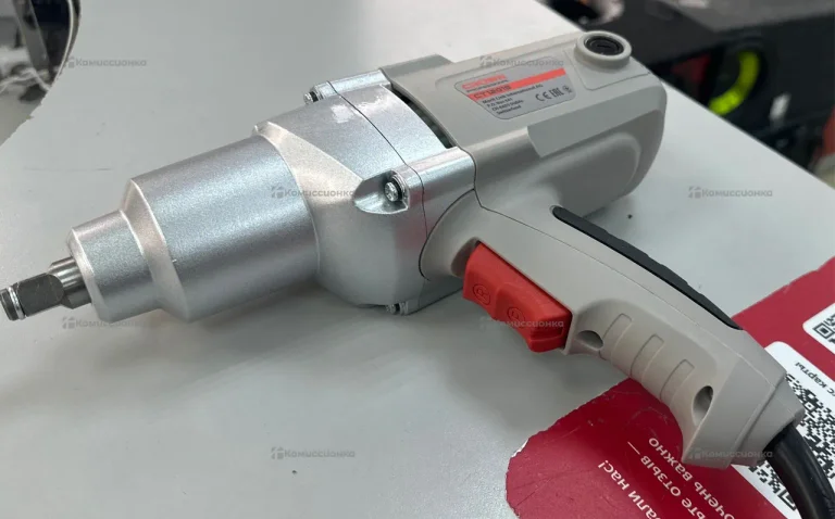 Гайковерт Crown CT12018