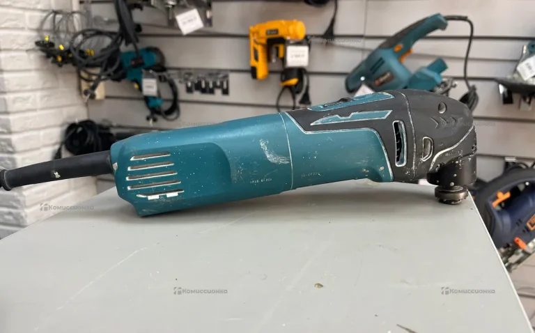 Реноватор Makita TM3000C