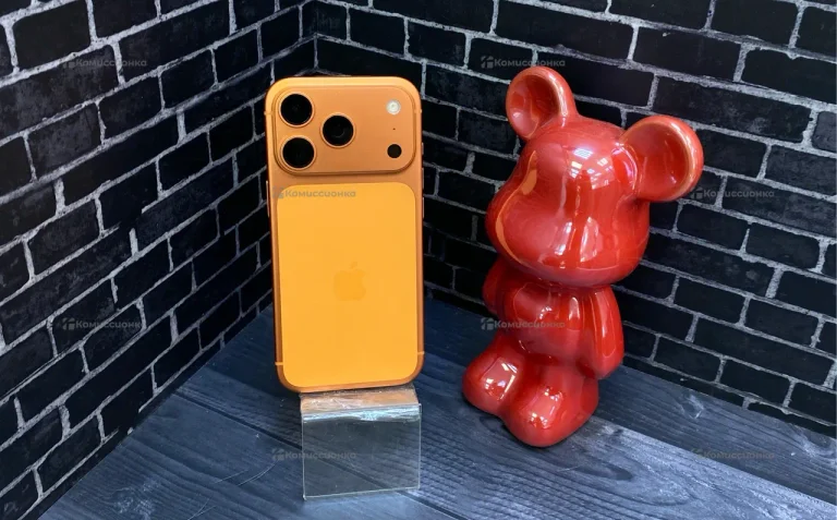 Apple iPhone 17 Pro 8/256 ГБ