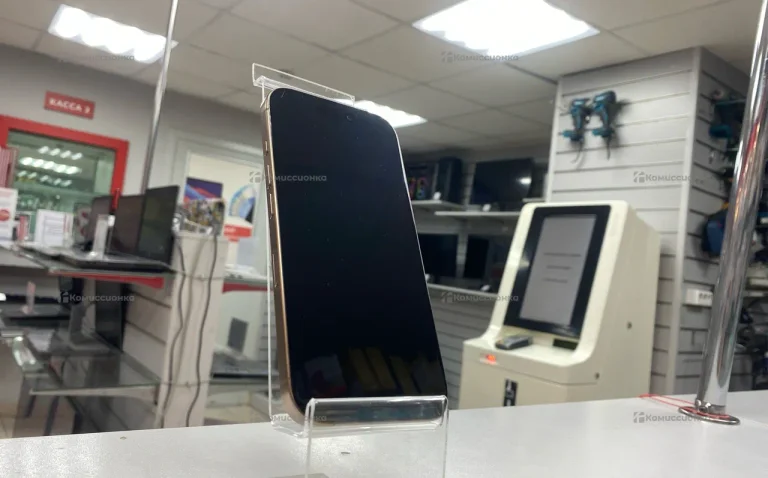 Apple iPhone 16 Pro 8/128 ГБ