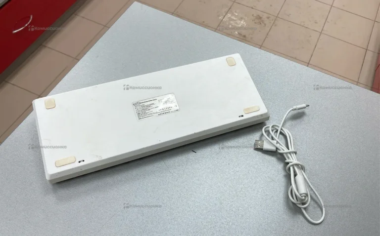 Клавиатура механическая белая