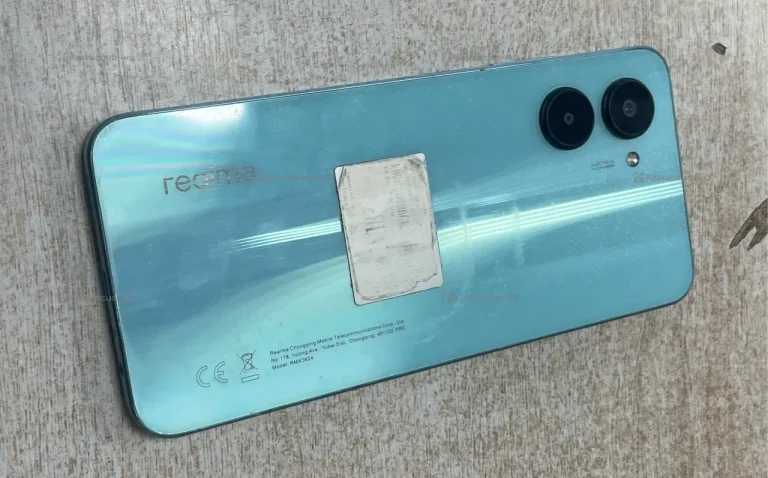 Realme C33 3/32 ГБ