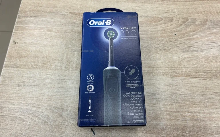 Электрическая зубная щетка Oral-b
