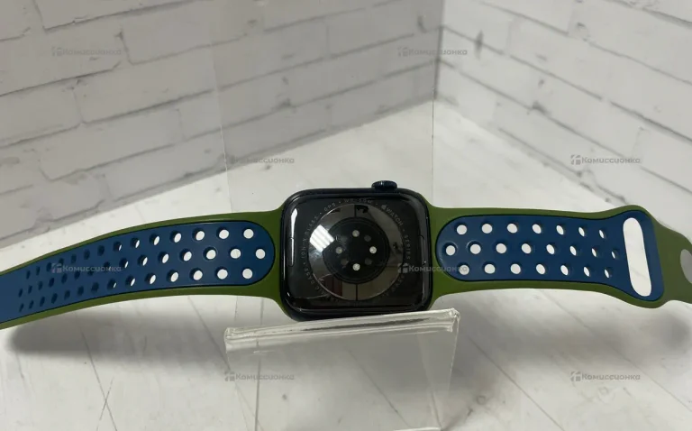 Часы  Apple Watch 9 45mm