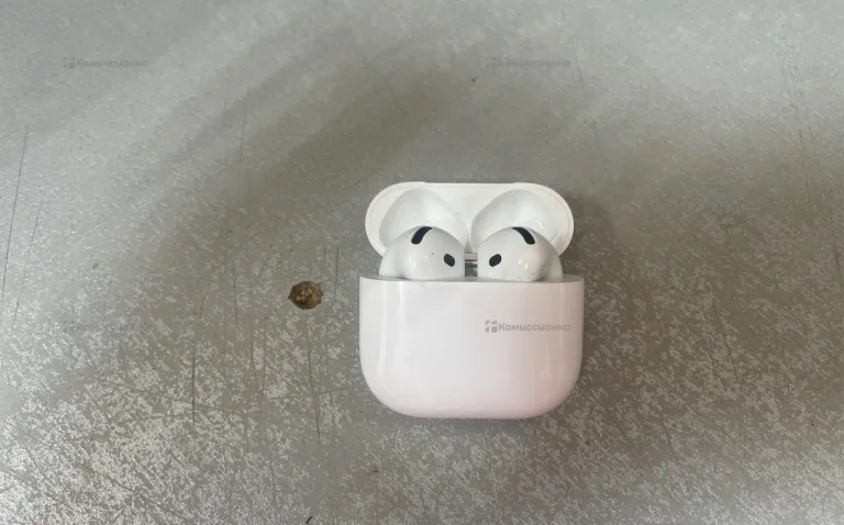 Наушники  AirPods 4