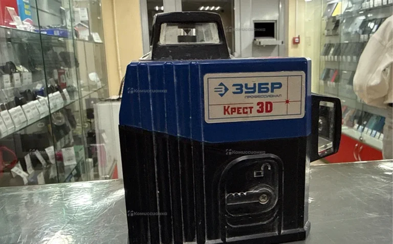 Нивелир ЗУБР КРЕСТ 3D