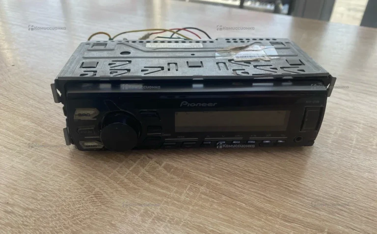 Автомагнитола  Pioneer mvh-07UB