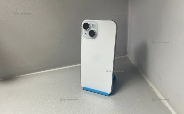 Apple iPhone 15 6/128 ГБ