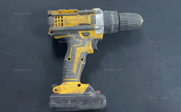 Дрель шуруповерт 12в ударная
