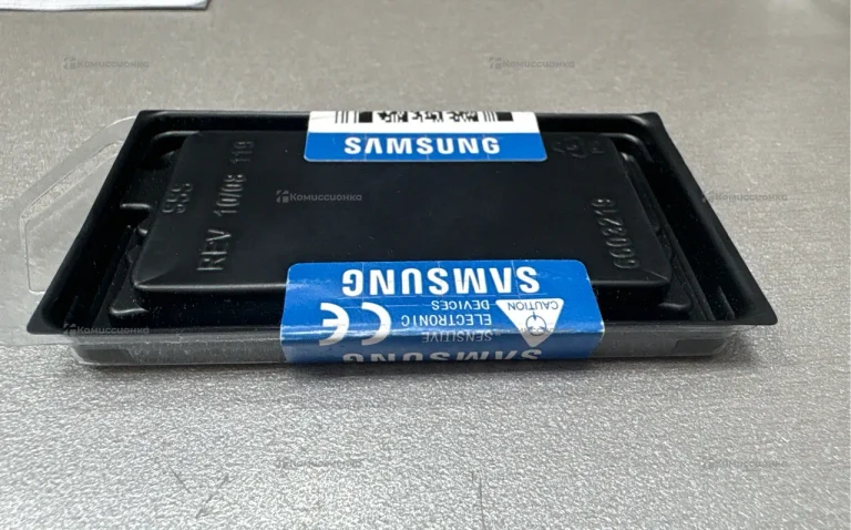 Оперативная память Samsung DDR3 4 ГБ 1333 MHz..