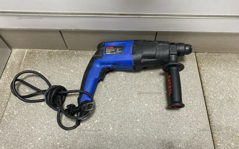 Перфоратор Витязь ПЭ-980